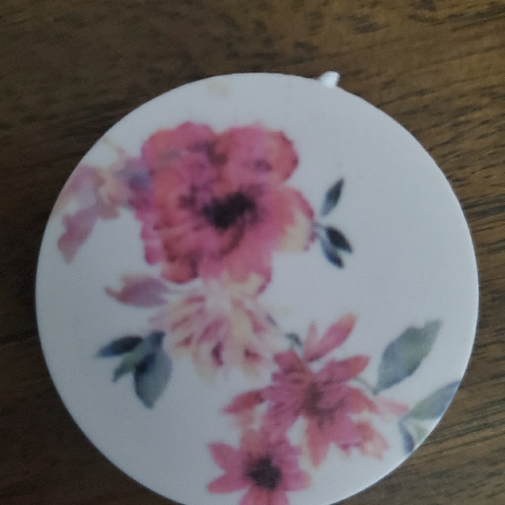 *8 choices* Floral Phone Sockets